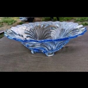Beautiful vintage antique Cambridge Caprice moonlight blue footed fruit bowl